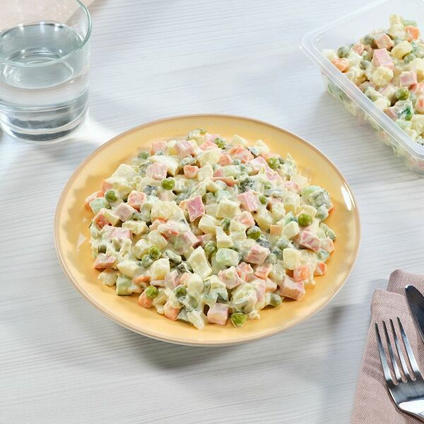 Салат Оливье Пятёрочка Кафе 200 г