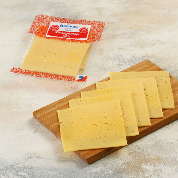 Сыр Тильзитер (Tilsiter) полутвердый 50% Мясновъ Ферма нарезка созревание 45 суток