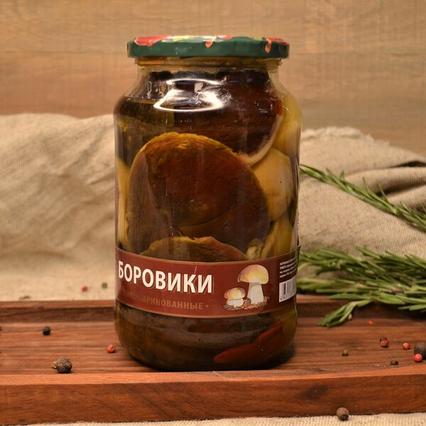 Боровики (белые грибы) слабосоленые в банке, 1л