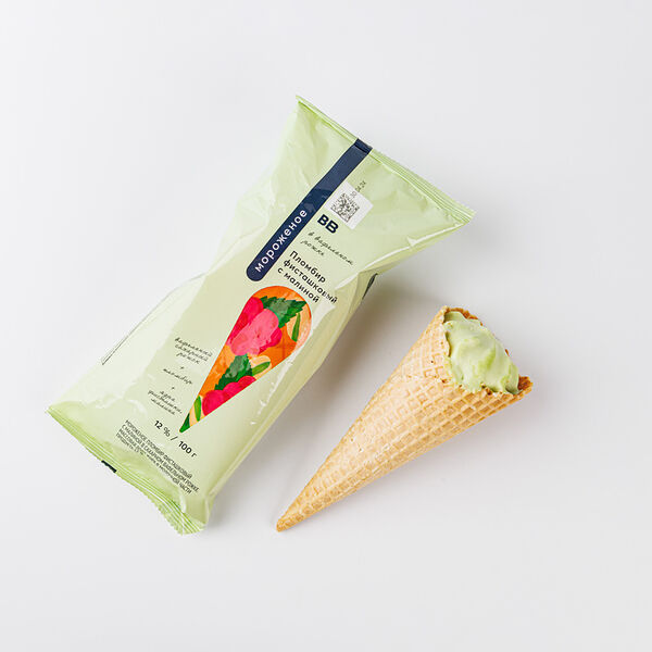 Пломбир фисташковый с малиной в вафельном рожке, 100г