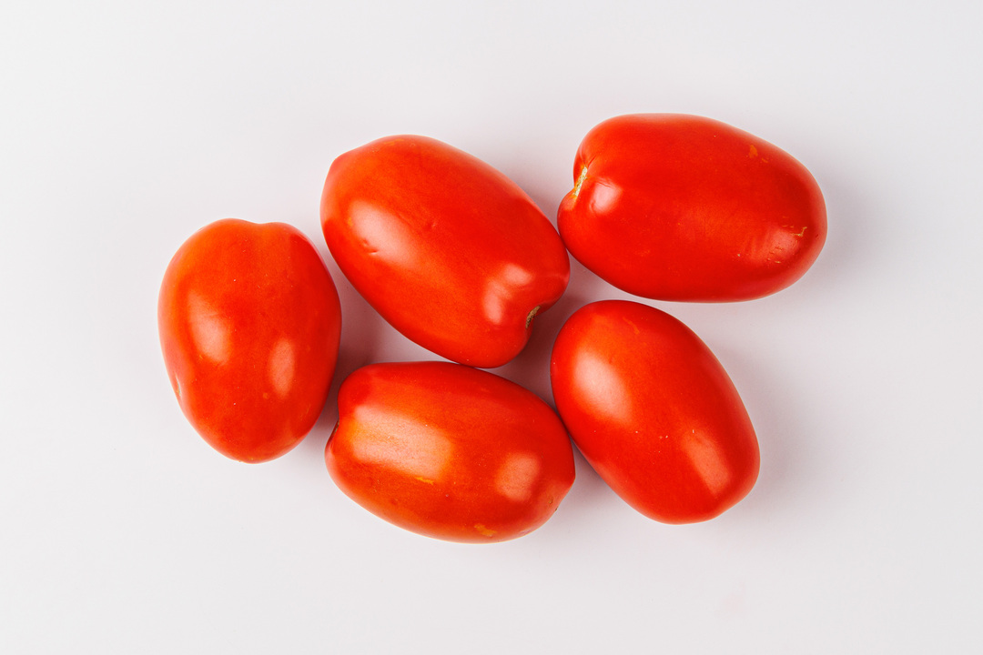 

Томаты сливовидные грунтовые вес