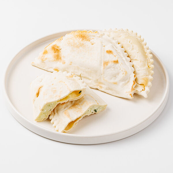 Кутабы ВкусВилл с сыром, творогом и зеленью