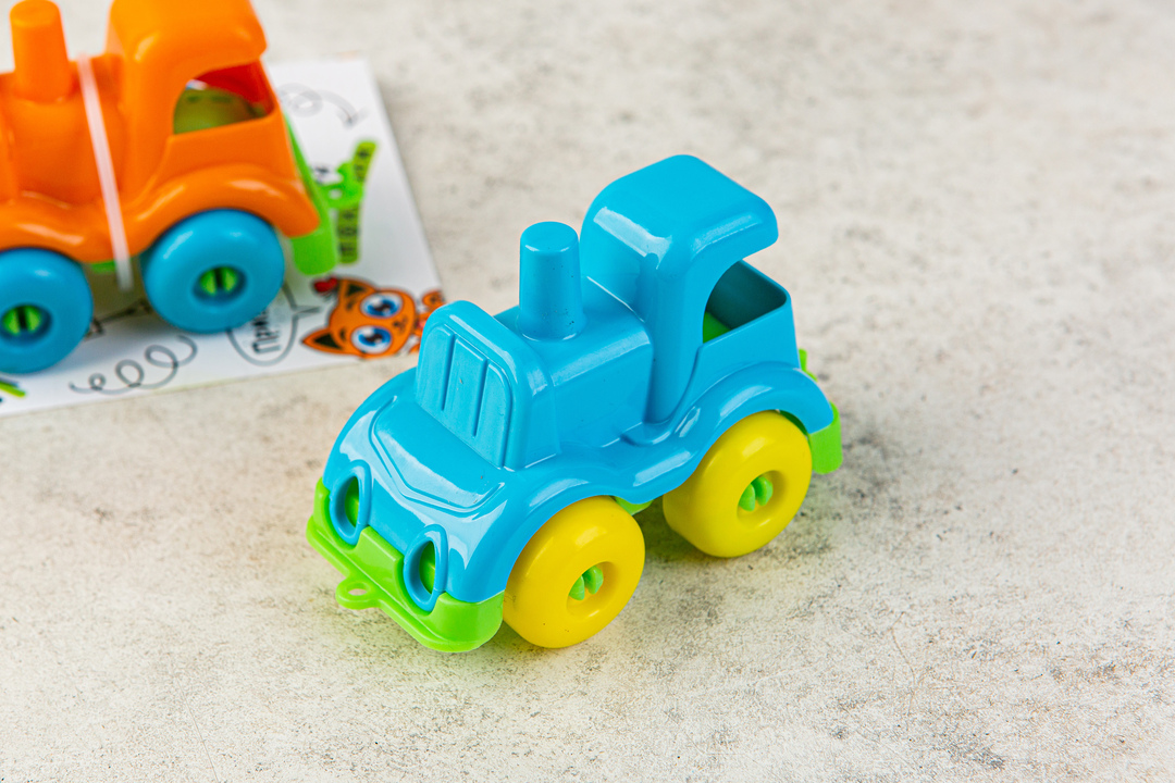 

Машинка пластмассовая "Паровозик"