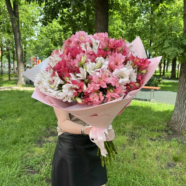 Букет-Гигант из Альстромериии