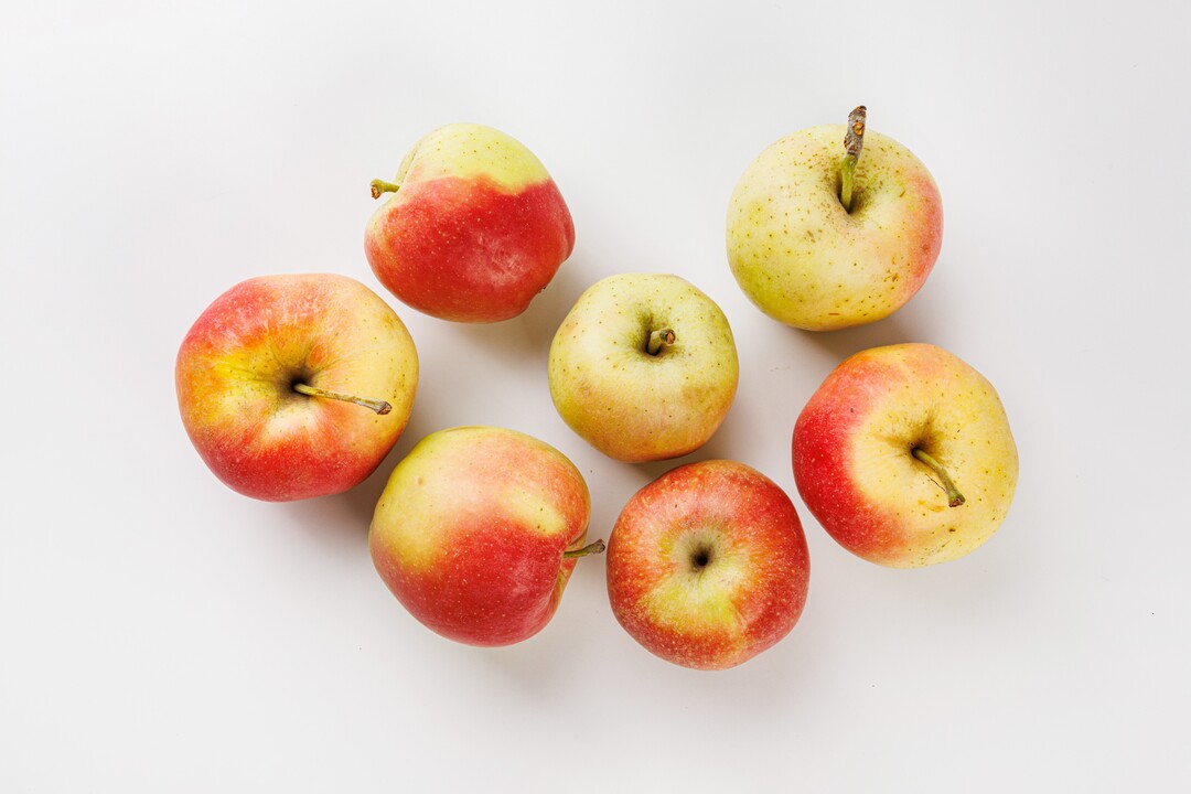 

Яблоко Карамелька