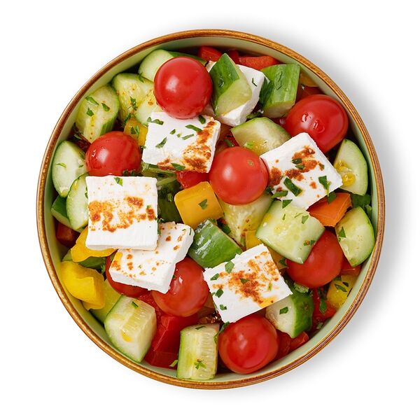 Овощной салат с брынзой и травами Уже Готово