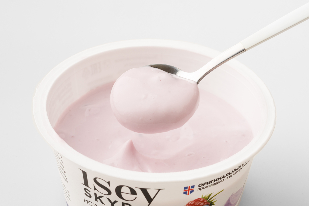 

Скир «Исландский» с черникой и малиной 1.2%, Isey SKYR, 150 г, Россия, БЗМЖ