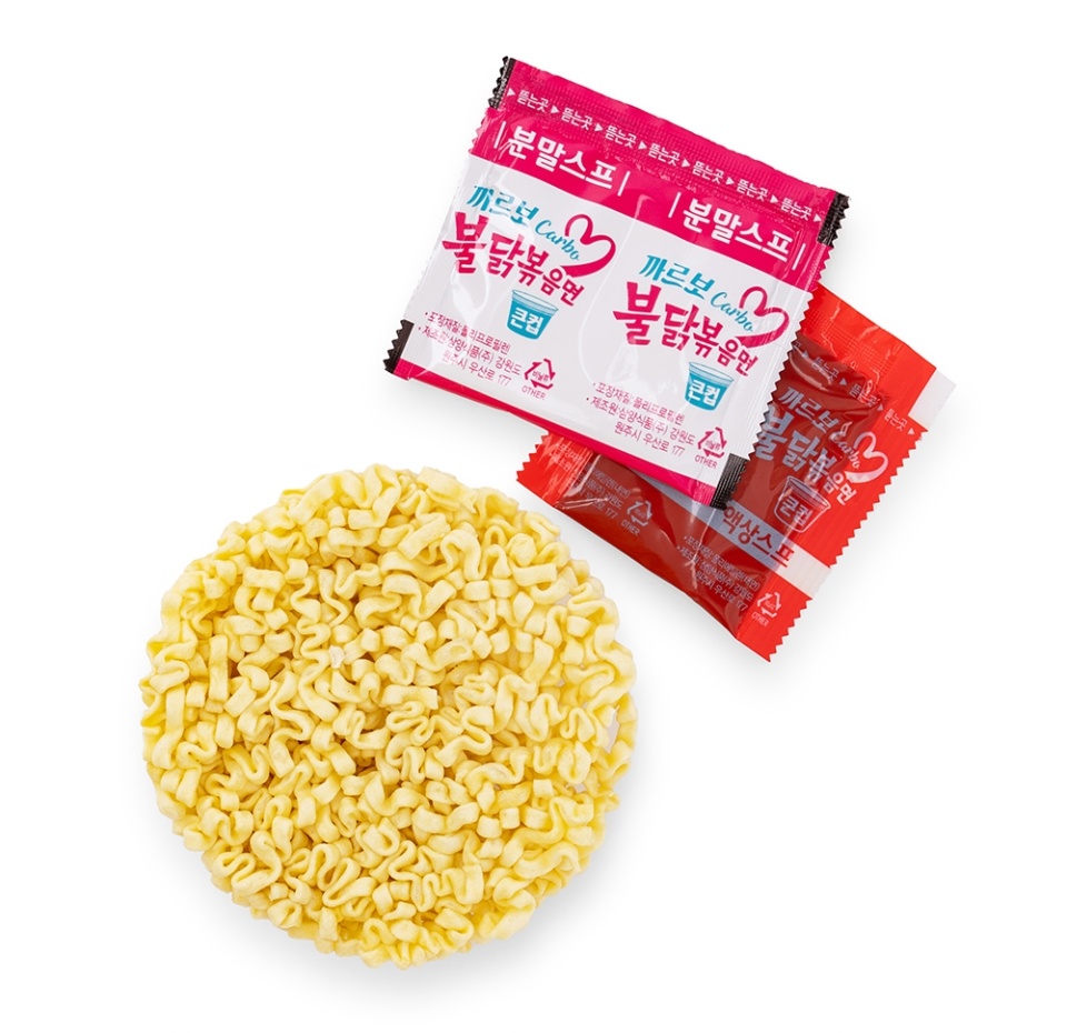 

Лапша быстрого приготовления Samyang курица и соус карбонара острая 105 г