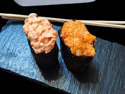 Гункан с креветкой