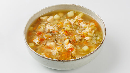 Щи из свежей капусты с курицей