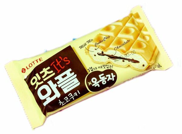 Мороженое сливочное Lotte Ракушка сэндвич на вафлях 140г