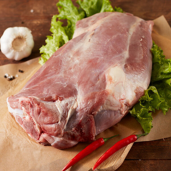 Телятина лопатка на кости