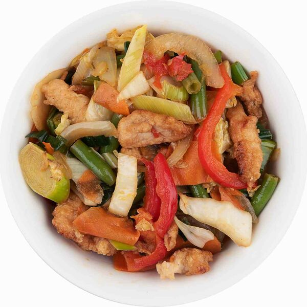 Курица по-тайски с овощами