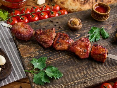 Шашлык из cвинoй шейки