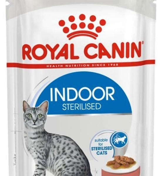 Влажный корм Royal Canin Indoor для домашних кошек кусочки в соусе со вкусом мяса пауч, 85 г