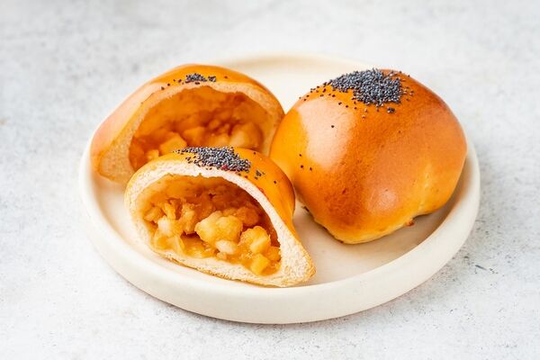 Пирожок с яблочной начинкой, кафе рег