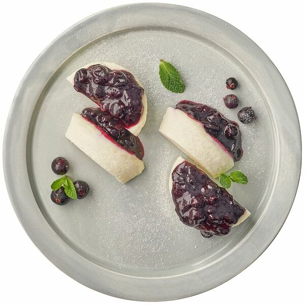 Мини-запеканка творожная с чёрной смородиной Шеф Перекрёсток, 150г