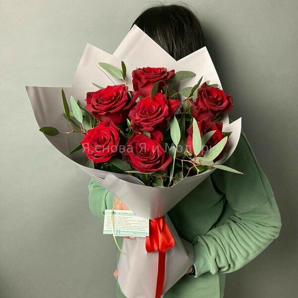 Розы с Эвкалиптом