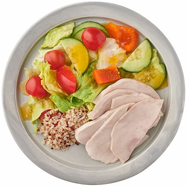 Салат с куриным филе, киноа и овощами Шеф Перекрёсток, 200г