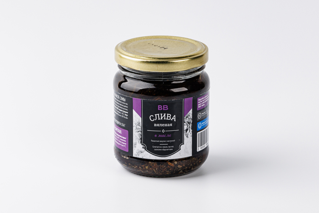 

Слива вяленая в масле ВкусВилл