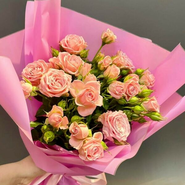 Букет кустовых роз