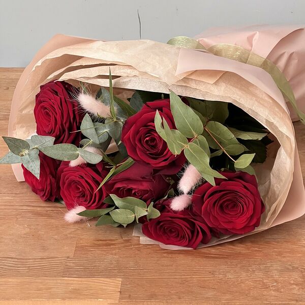 Букет красных роз