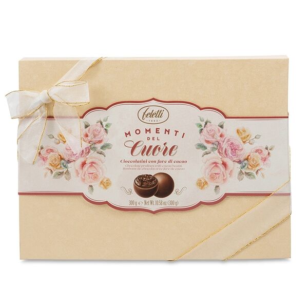 Набор конфет Feletti из молочного шоколада Momenti del Cuore с начинкой пралине