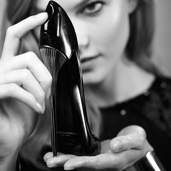 CAROLINA HERRERA Good Girl Парфюмерная вода жен., 80 мл