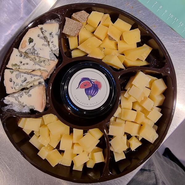 Сырная тарелка великие сыры