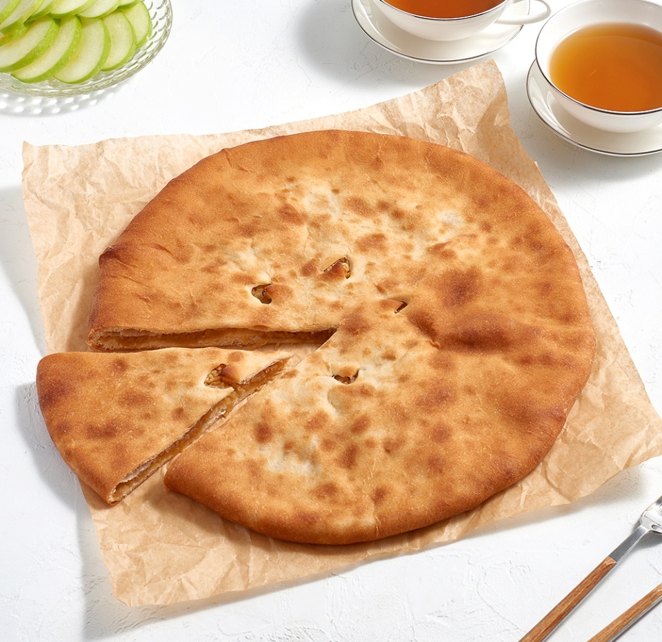 

Пирог Азбука Вкуса осетинский с яблоками постный вес