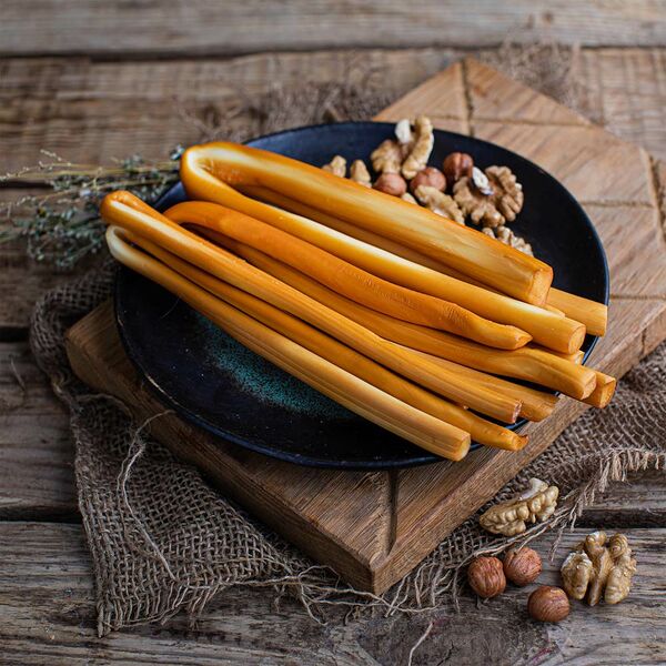 Сырные палочки копченого сулугуни