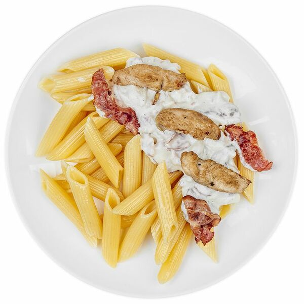 Пенне с курицей Шеф Перекрёсток беконом и грибами в сливочном соусе 250 г