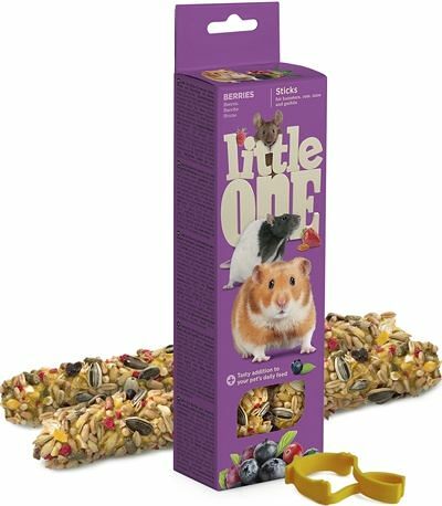 Палочки Little One для хомяков, крыс, мышей и песчанок с ягодами, 2х60 г
