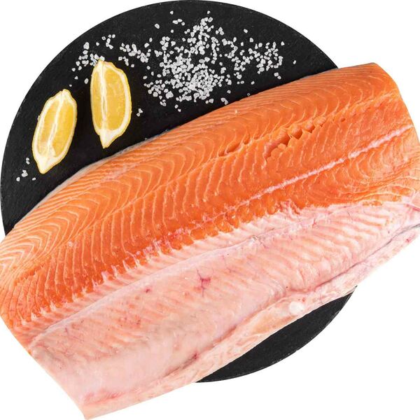 Лосось охлаждённый, пласт, Мурманск, (1 штука ~ 1,7 кг)