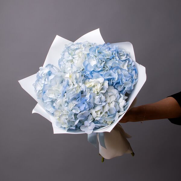 Букет из гортензий 