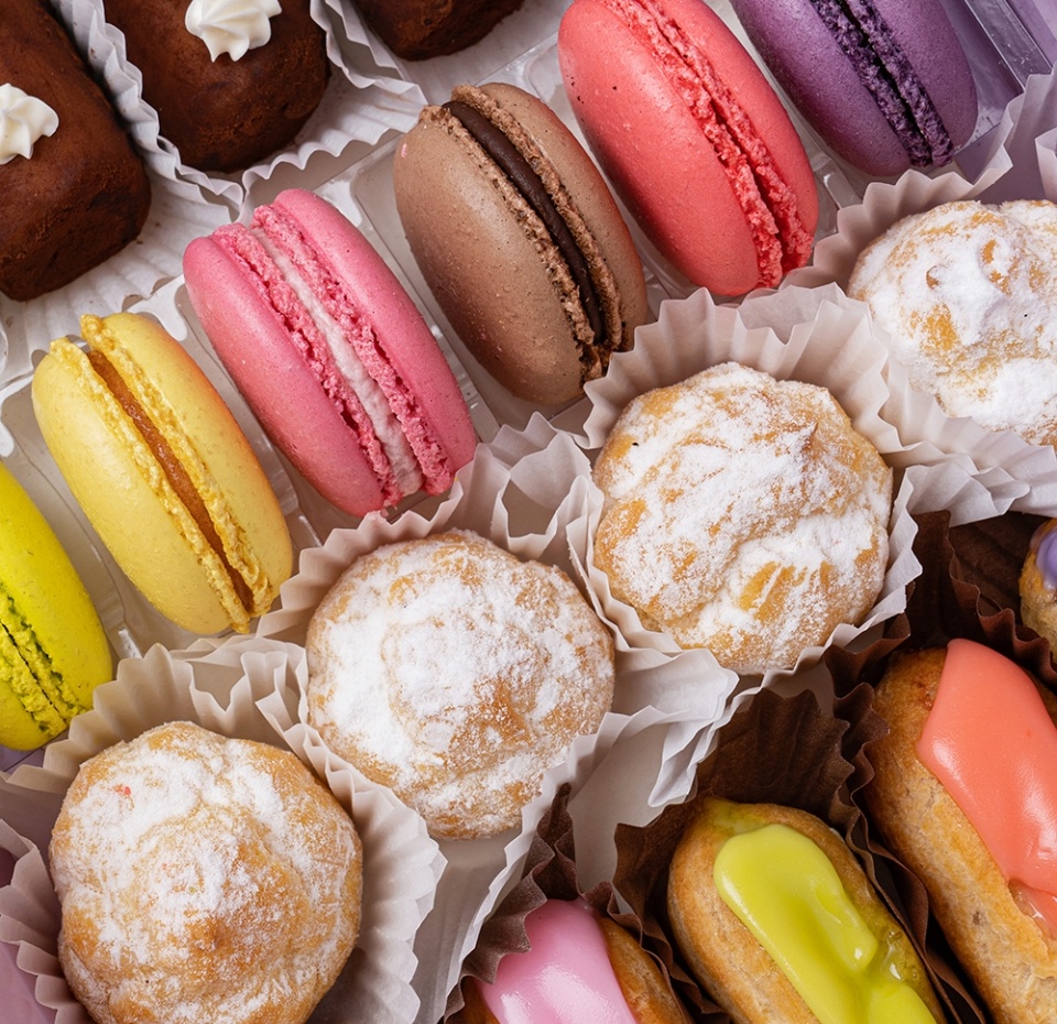 

Набор пирожных ассорти «Азбука вкуса» 480г, Россия