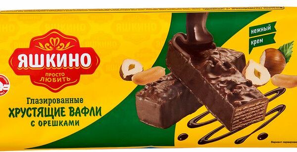 Вафли Яшкино глазированные с орешками, 200г