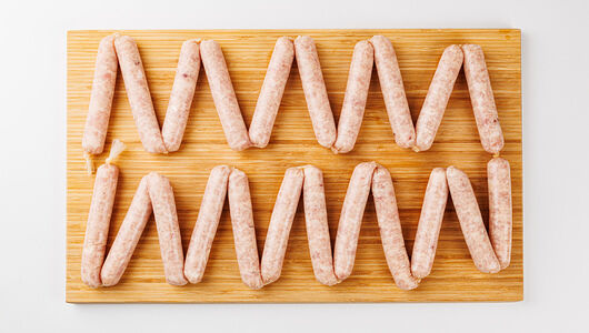 Колбаски из мяса цыплят-бройлеров Охотничьи 