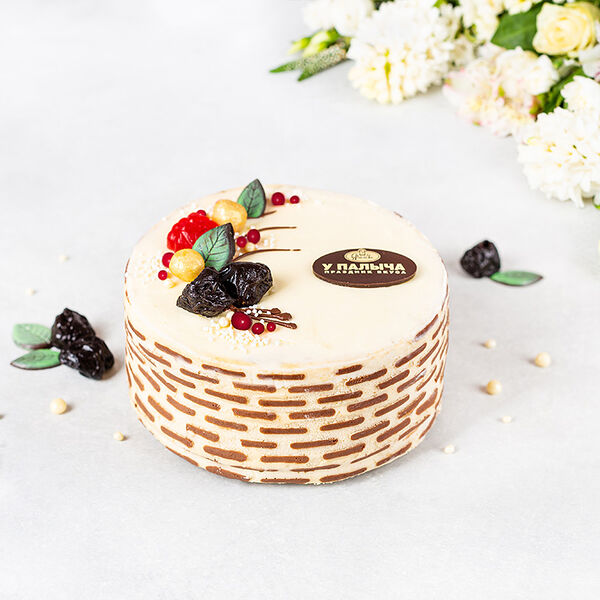 С черносливом оригинальный торт 600 г