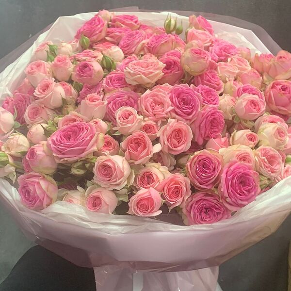 Букет из 21 кустовой розы