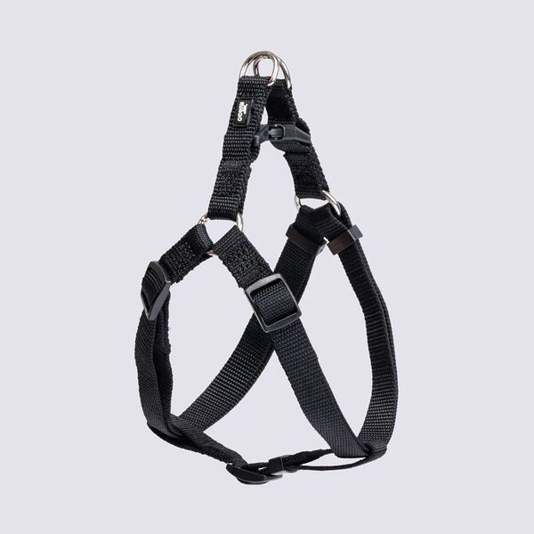 Шлейка нейлоновая для собак Step-in, 15 мм, 45-63 см, черная