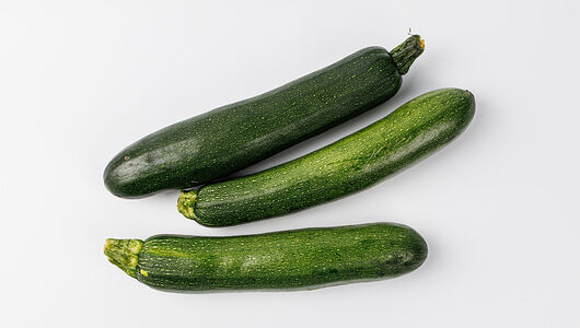 Кабачки цуккини зеленые