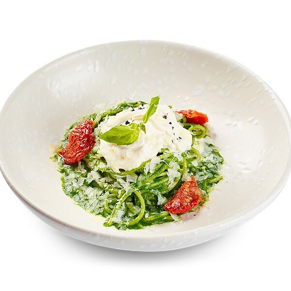 Лингвини с шпинатом и страчателлой