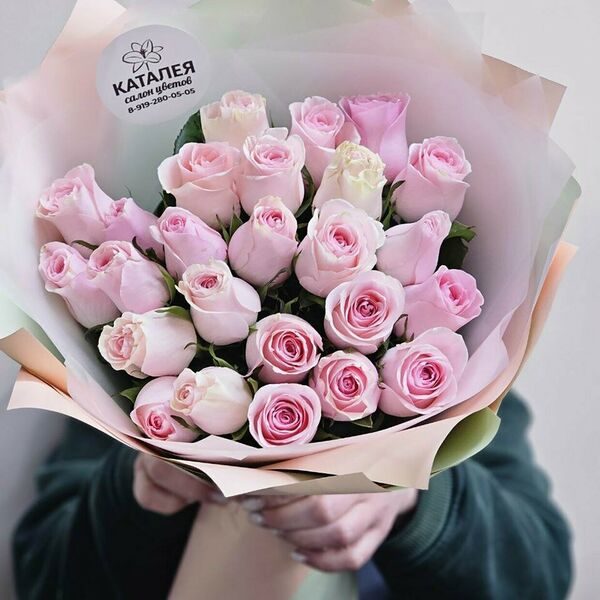 Нежный букет роз