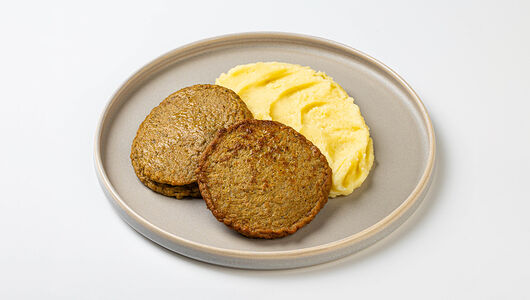 Оладьи печеночные с картофельным пюре