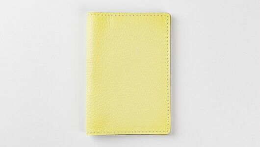 Обложка для паспорта из натуральной кожи  желтый