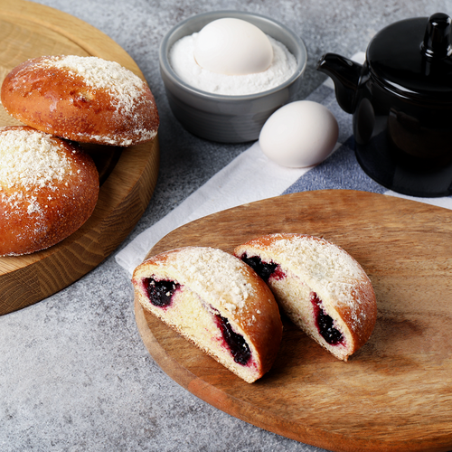 

Пирожок Лента Fresh Домашний с черной смородиной 100 г