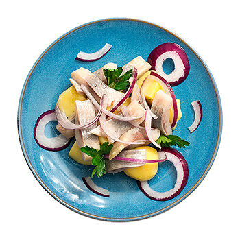 Сельдь с картофелем и луком