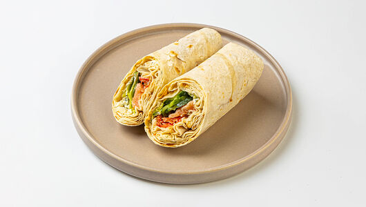 Сэндвич ролл с лососем (кетой)