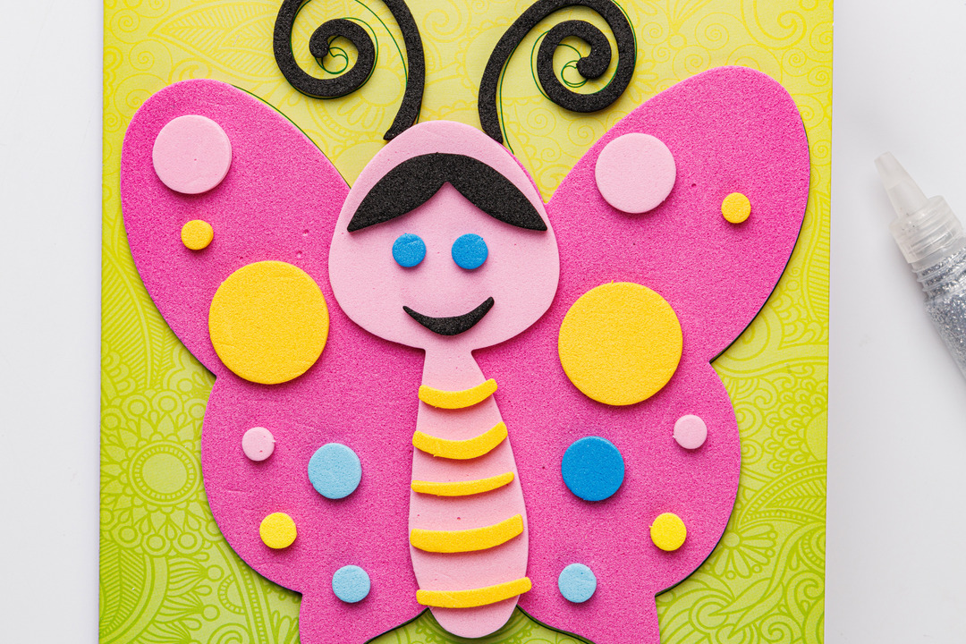 

Аппликация волшебная открытка "Бабочка"